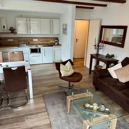 Haus Edeltrud - Ferienwohnung Moselufer Apartamento *