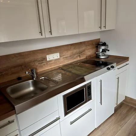 Haus Edeltrud - Ferienwohnung Moselufer Apartment