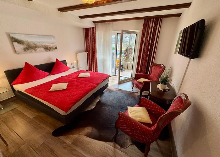 Haus Edeltrud - Ferienwohnung Moselufer Bernkastel-Kues